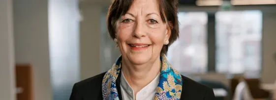 Dr. Lynn Schuchter