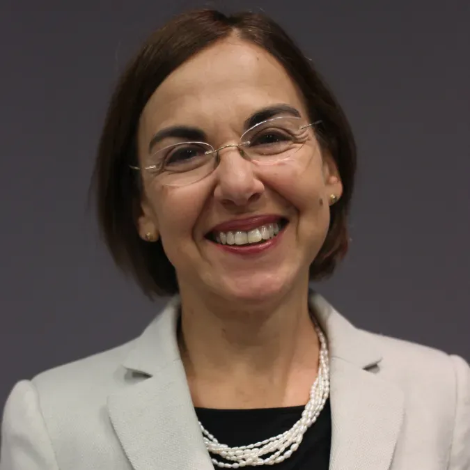 Dr Lidia Schapira